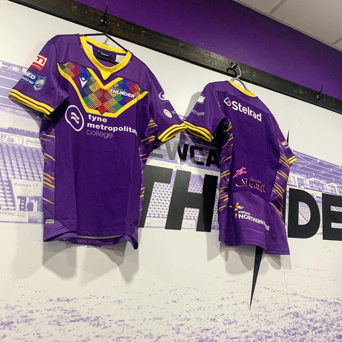 ThunderRugby's tweet photo. Our bespoke Pride kit developed with @macron has arrived ahead of our @officialbullsrl clash at KP on Friday 8th July!

📚read more - https://t.co/A0Jo1NSQMC 

Official match partner: @northernprideuk https://t.co/sRLIy8CrOH