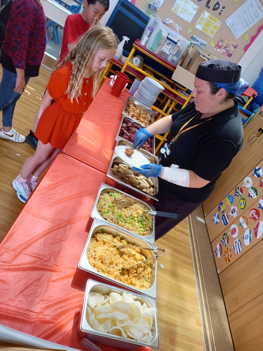 LEO Mandarin tweet media