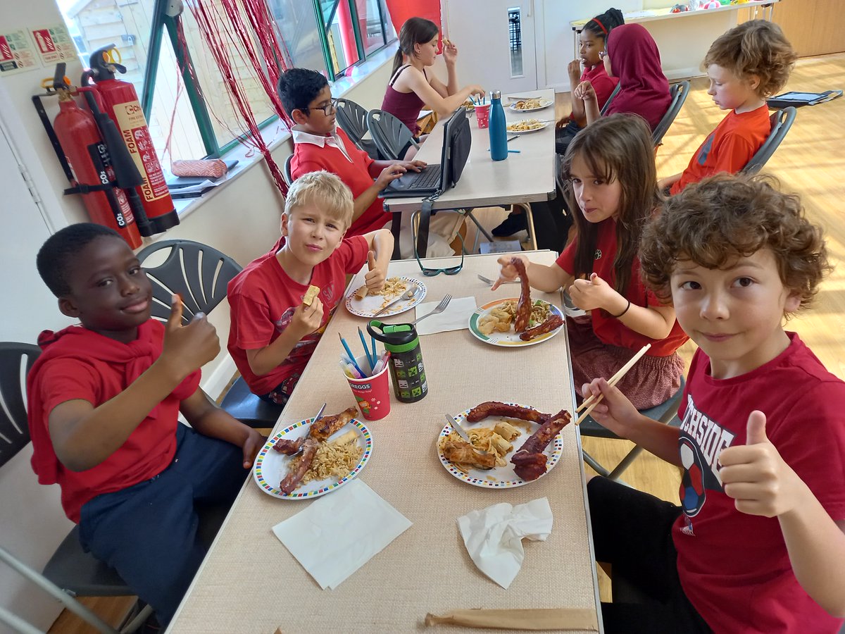 LEO Mandarin tweet media