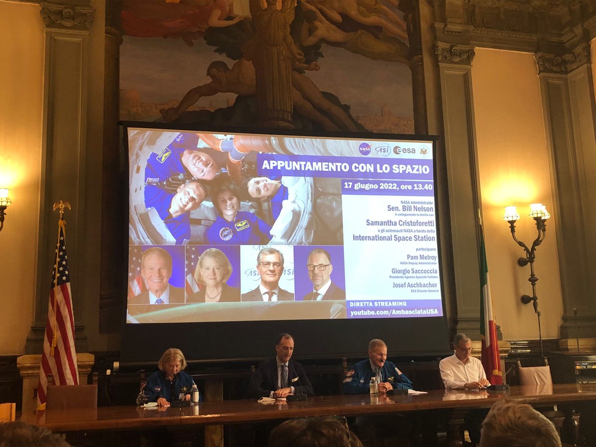 ASI_spazio's tweet image. Siamo in diretta! #Crew4 ⁦@NASA⁩ ⁦@esa⁩ ⁦@AmbasciataUSA⁩