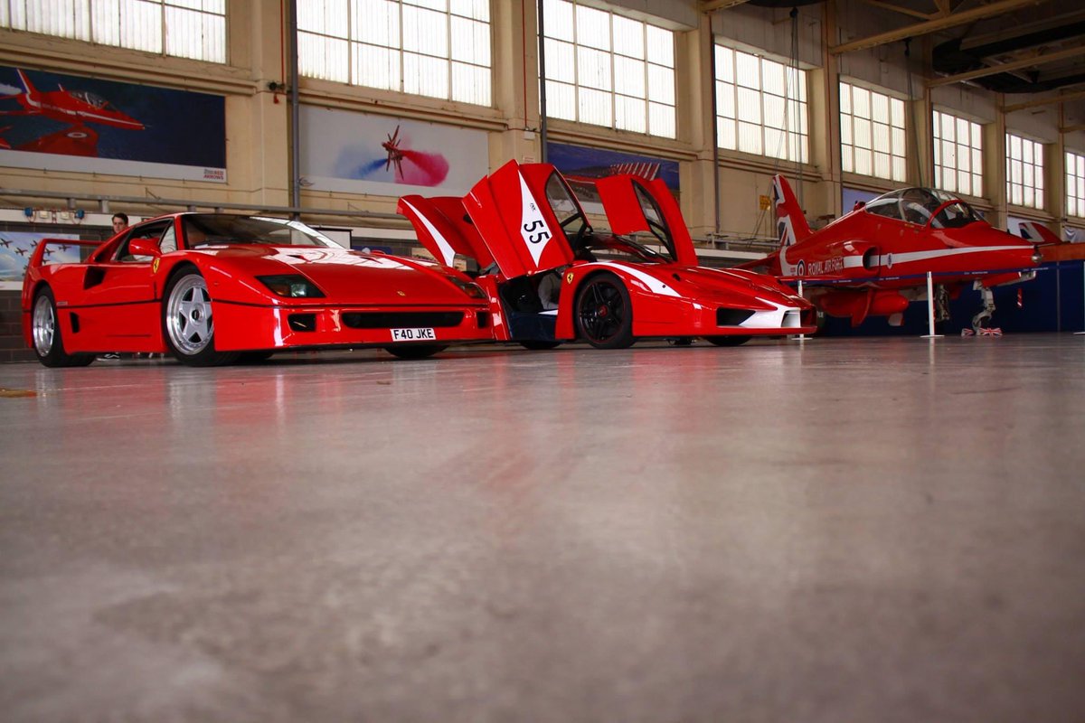 NGAutoArt's tweet photo. Oh hi, #ferrarifriday! Great to see you, even if you did take your time getting here, this week! 

One of these is Red and crazy loud. There’s also a F40 and a Hawk T1 of the @rafredarrows … #Ferrari #FXX #F40 #RedArrows #BeLikeJohn #ifyouknowyouknow #ngautoart #diamondnine https://t.co/GSrcaHtp6t