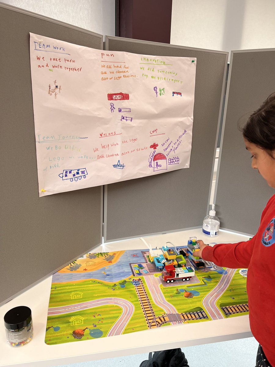 Park Primary School tweet media