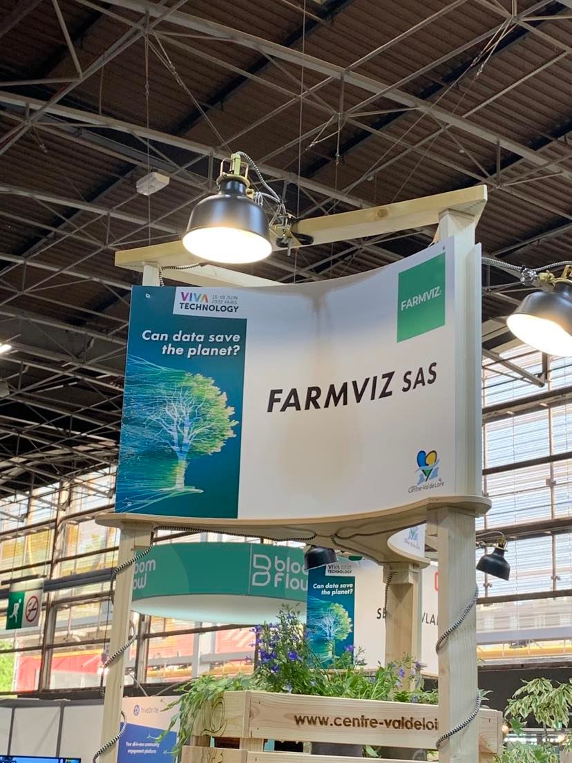 HumanTechDays's tweet photo. #Vivatech #NosStartUp #HumanTechDays
Sur le stand @RCValdeLoire, la start-up @FarmViz (28) accompagne les acteurs de la filière agricole pour réduire leurs coûts énergétiques, l'arrêt des insecticides et la bonne conservation des matières.
https://t.co/r3lMWfRV39 https://t.co/GwKIuAHb3h