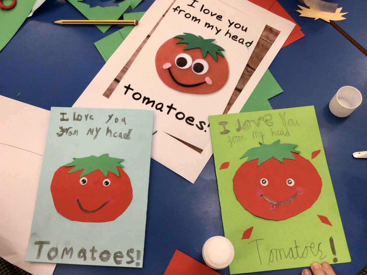 CSGSchool's tweet photo. A lovely ‘Family Morning’ creating Father’s Day cards. So lovely to see so many of you! #FathersDay2022 #schoolcommunity #DiamondClass https://t.co/YB16Qi2uqZ