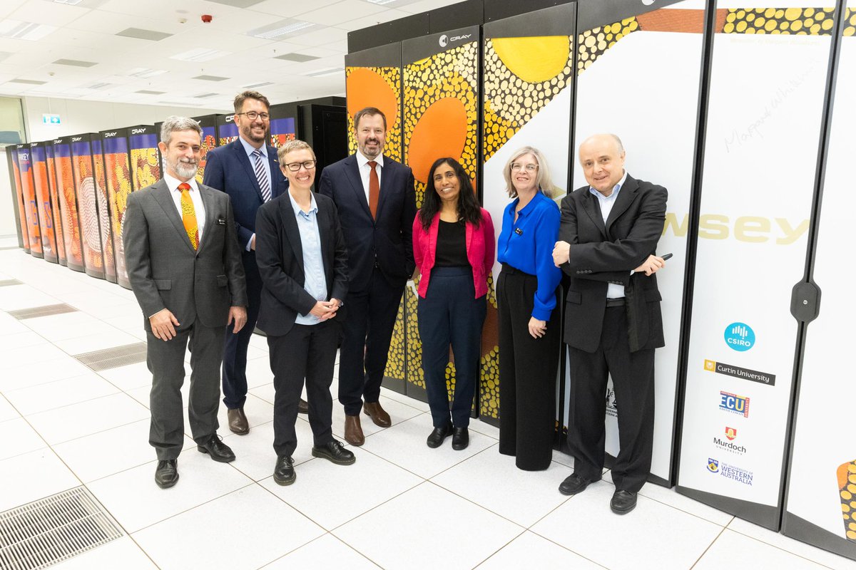 markstickells's tweet image. A few photos from today’s @PawseyCentre visit by Minister for Industry and Science, Hon Ed Husic - thanks to my Pawsey colleagues, @CSIRO Executive @profElanor &amp;amp; @spacecricket for supporting today’s tour &amp;amp; briefing - a shout out also to @QuantumBrillia1 &amp;amp; @SKAO