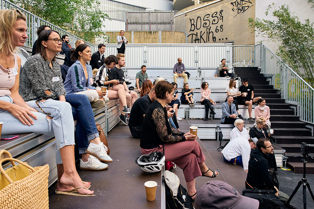 Berlin_CM's tweet photo. In case you couldn’t make it this morning: Our event was outdoors, in the #CMwilderness. @normanposselt has captured the best moments: https://t.co/8CZwHgVNRt #cmber #creativemornings https://t.co/6LsJ9hoOgR