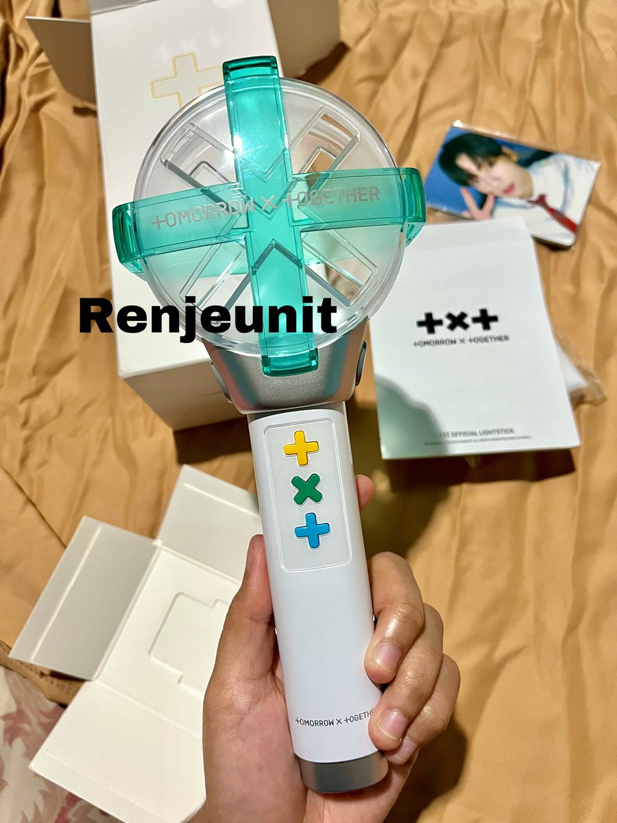 renjeunit's tweet photo. | HELP RT |
WTS • want to sell •
Lightstick TXT 
“ Belum pernah di pake “
Kondisi masih bagus banget
💵: 680k
Dom : Bogor 
Ongkir dibawah 10k ditanggung aku👍🏻
Cek kondisi boleh dm aku ya, terima kasih🙏🏻✨

tags: wts, wtb, moa https://t.co/OdjwK7reps