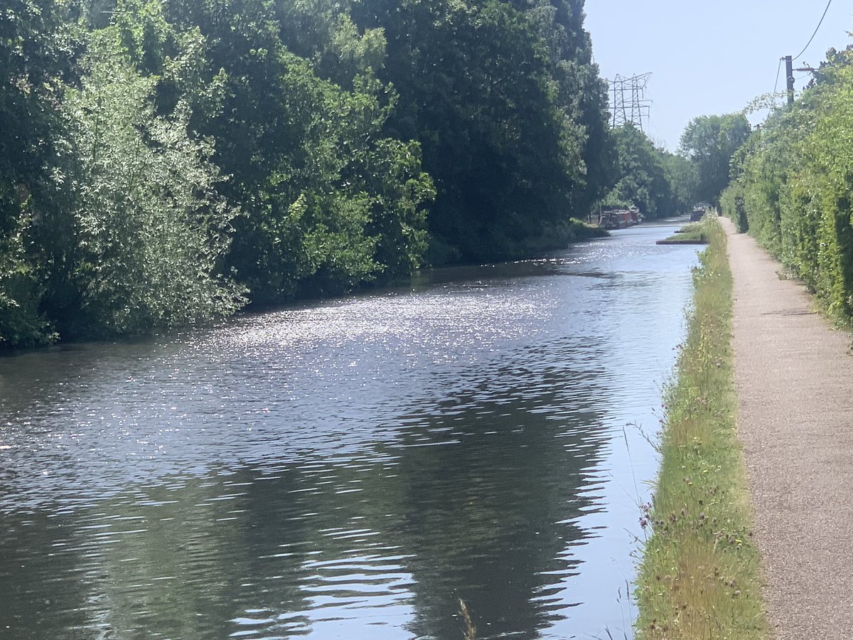smallbone_cars's tweet photo. Birmingham has such a fantastic canal network we’re spoilt. We’ve been on our bikes exploring the wonderful sights and are now enjoying a cheeky pint or two. I’m back in the office tomorrow. Enjoy the rest of your day folks! https://t.co/WvANstM2YB