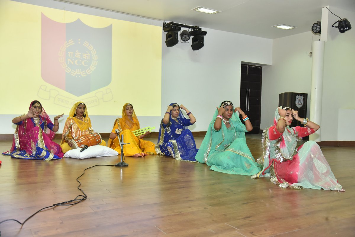 bravo_cadets's tweet photo. Exposing our culture and heritage through group song by our Cadets in ATC-2022 held at MGPS, Vidyadhar Nagar, Jaipur.
#ATC #NCC #Cadets #GroupSong #Culture
@HQ_DG_NCC @drajaykumar_ias @dte_ncc @LalitJa30492966 @ayedee2010 @AMBER_ROYALS https://t.co/eKkcVEHzem