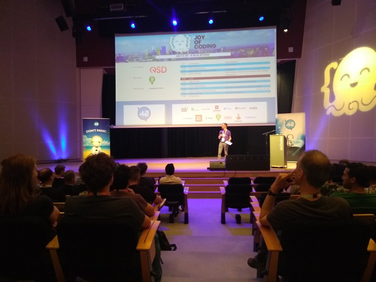 hannotify's tweet image. #JoyOfCoding is starting! Looking forward to a day filled with code ánd joy. 🙂
