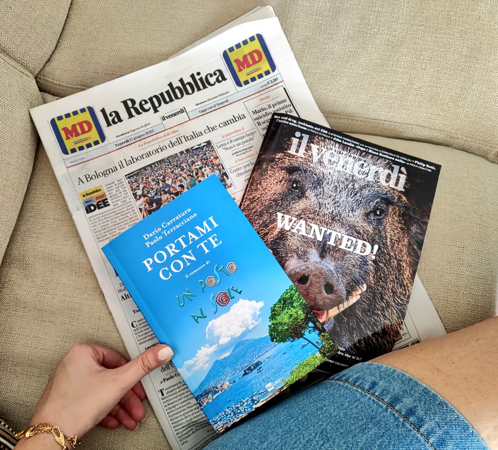 ☀️📚 oggi "Portami con te" su <a href="/ilvenerdi/">Il Venerdì di Repubblica</a> <a href="/repubblica/">Repubblica</a> 
Dario Carraturo e Paolo Terracciano, gli splendidi sceneggiatori di @UPAS_Rai ci regalano il perfetto romanzo per l'estate, con <a href="/RaiLibri/">RAI LIBRI</a> 
😎🙏🏻

#rassegnastampa #venerdì #railibri #upas #unpostoalsole