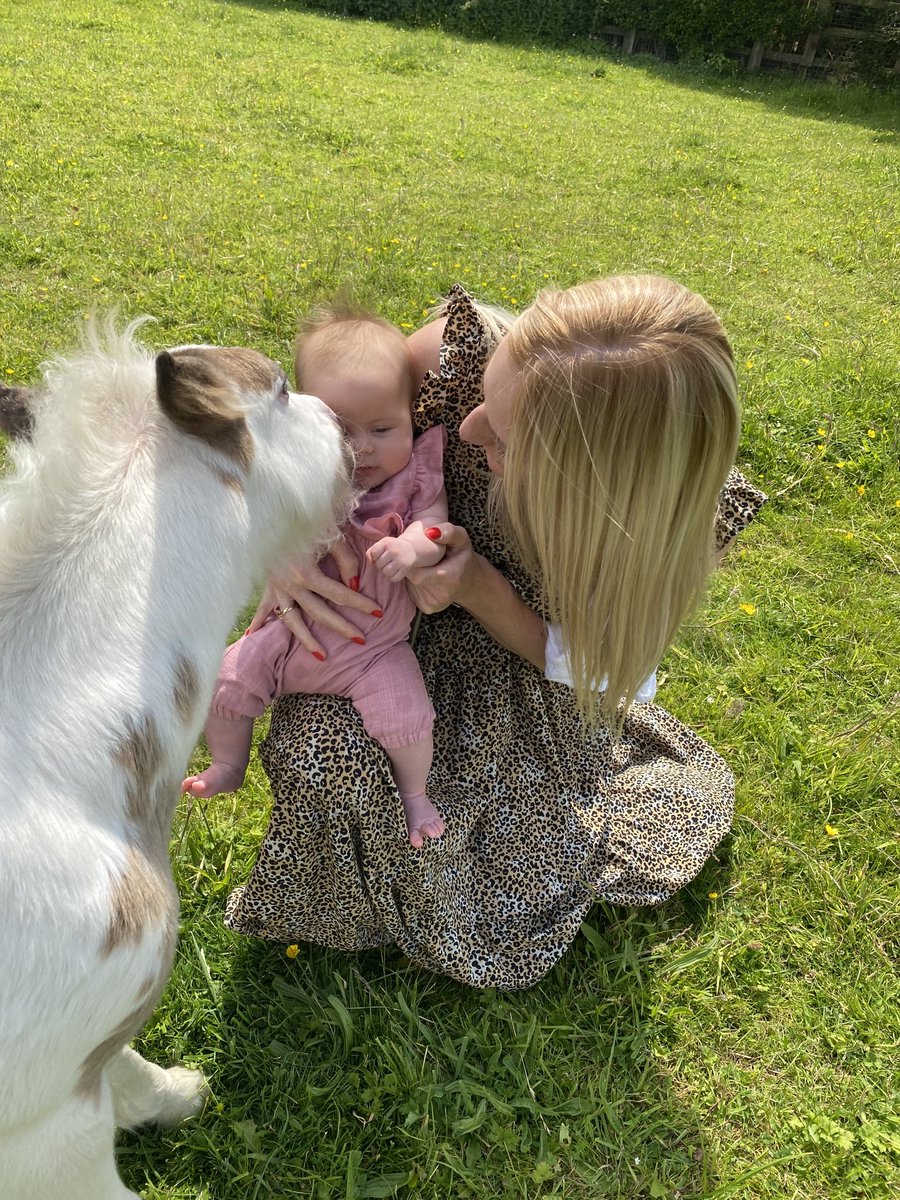 Don’t you just love babies…
3 week old Betty Boo is so loving and gentle 😘