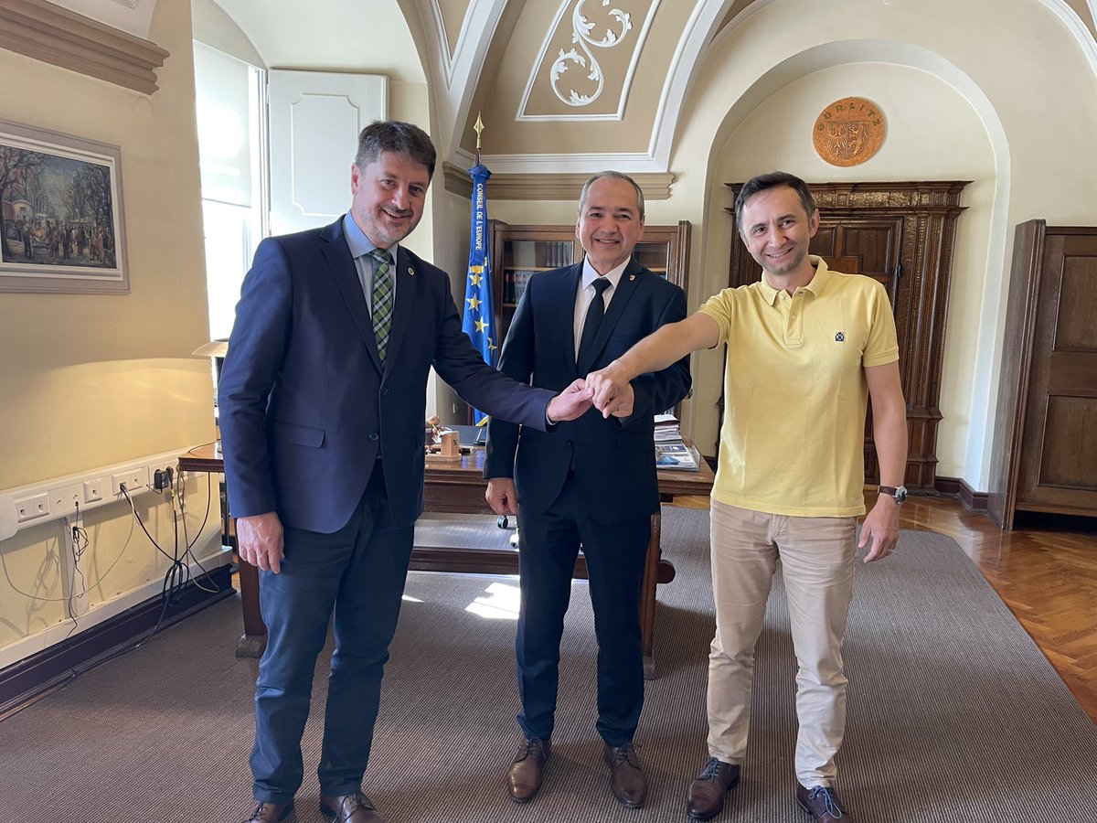 Adrian Teban tweet media