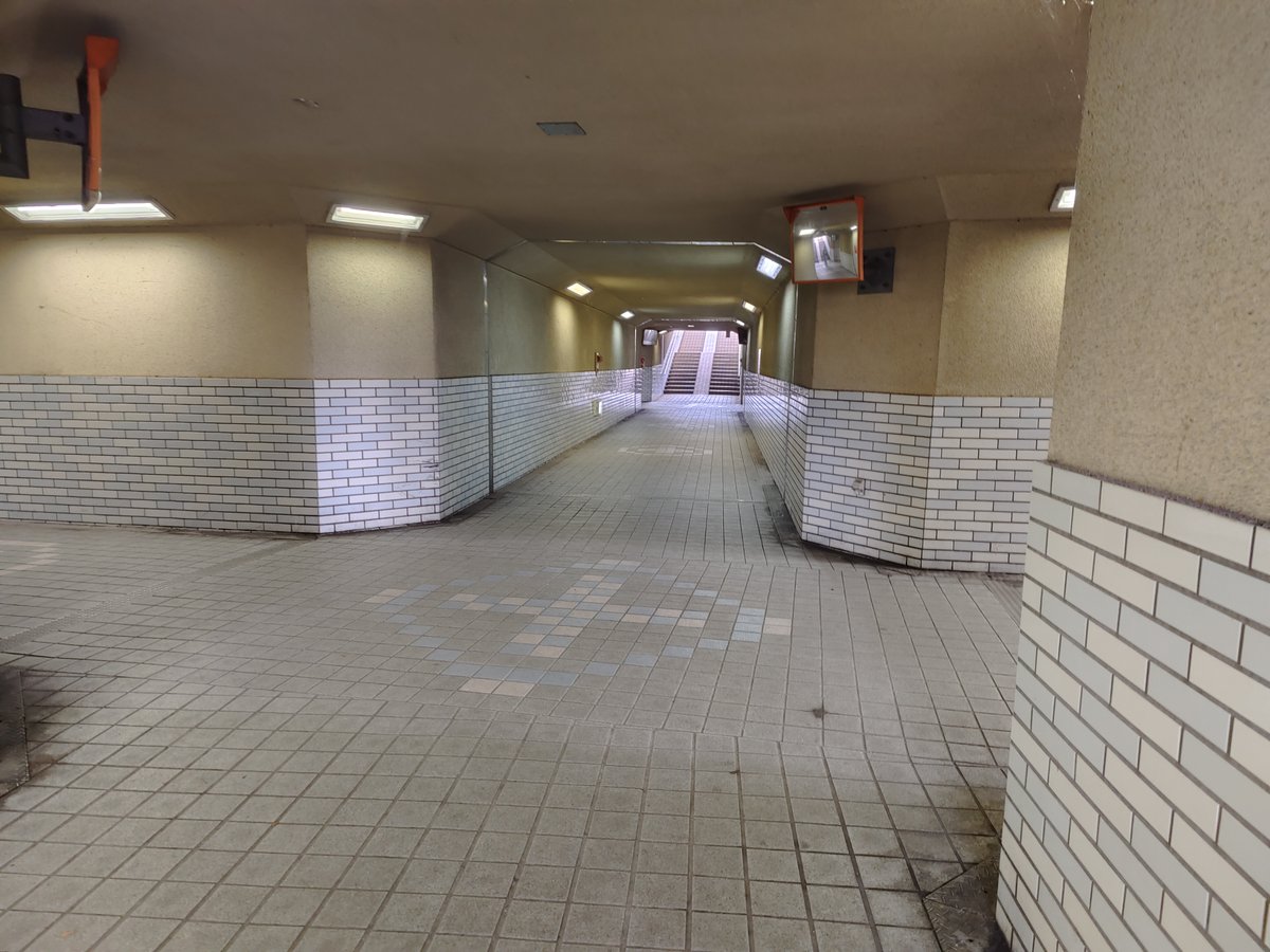 ches_oregairu's tweet photo. よく出てくる橋
麻弓さんが滑ろうとしてた階段
痴漢のときの地下道
時間なさすぎて河合荘のモデルのところとか行けなかったのくやしい
#河合荘聖地巡礼 https://t.co/kVaj7GaSJB