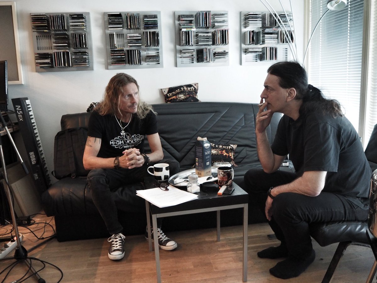 royalhuntband's tweet photo. New video update has been posted in Royal Hunt Camp 2022 at https://t.co/F3rFanQ7jD

⚠️ Crowdfunding is 68% completed. Thanks for your tremendous support! 💪
.
.
#DystopiaPart2 #andreandersen #progressivemetal #neoclassicalmetal #rockmusic #progressiverock https://t.co/uM7Y2mNI0t