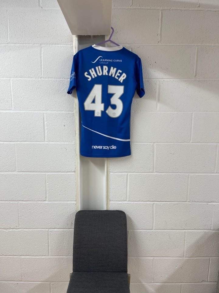 Official_HUFC's tweet photo. Today we send our love and thoughts to the family of Danny Shurmer who sadly passed away one year ago today.
Danny was a true Poolie and his legacy is being continued through the amazing fundraising done his dad, Bill Shurmer to help others.
Always be a Poolie legend, Danny🤍 https://t.co/uyt5nV7yo3