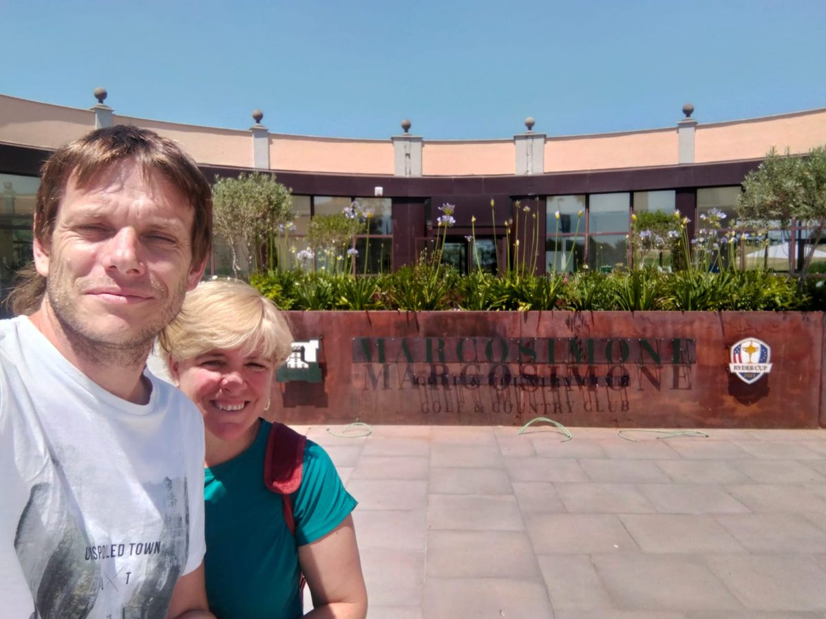 Lara y Eduardo de <a href="/CPIFP_Movera/">CPIFP Movera</a> me envían estas fotos desde Roma, ambos disfrutan de una beca de profesorado #ErasmusPlus de <a href="/cifpa_aragon/">CIFPA-FP ARAGÓN / CRN Logística y Transporte</a> - <a href="/fp_aragon/">FP Aragón</a> 
Durante este curso he gestionado 15 movilidades de profes, esto parece que se anima 😅
<a href="/sepiegob/">SEPIE</a>