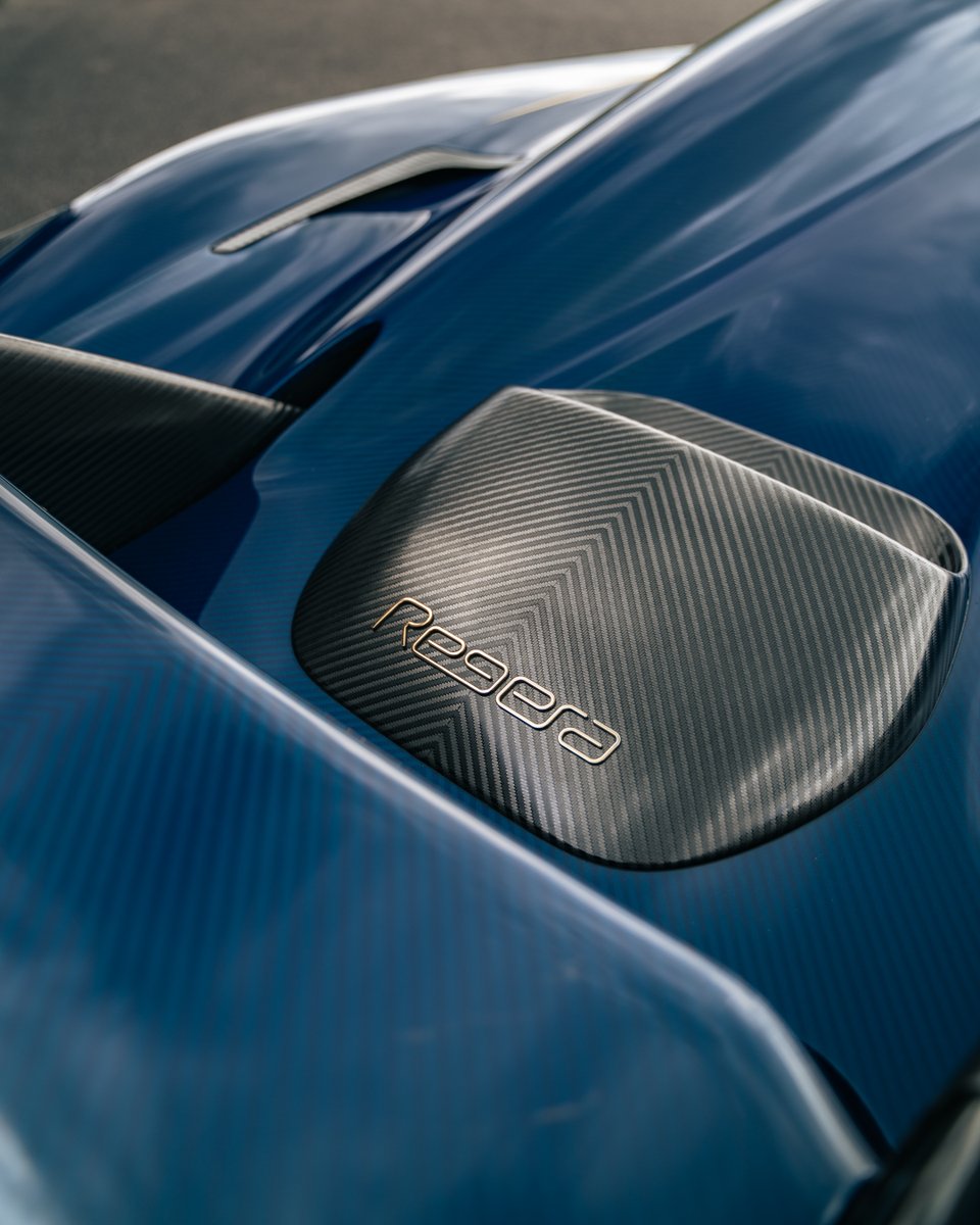 Koenigsegg tweet media