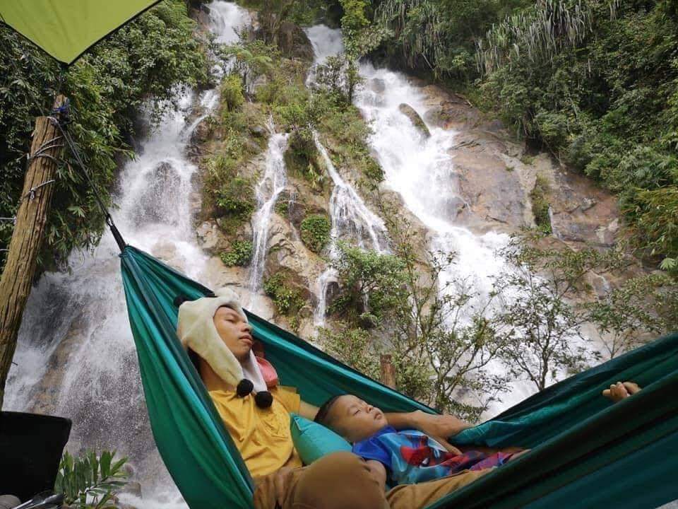 JJCMPERAK's tweet photo. 📍Lata Penyel, Sungai Siput

Korang tahu tak ada tempat best tak jauh dari pekan Sungai Siput? 🤔

Ye betul, Lata Penyel ni memang popular untuk para hikers. Balik dari hiking Bukit Berekeh, terus singgah ke sini. Trip santai macam ni memang best kan? https://t.co/WoGFjN9QMQ