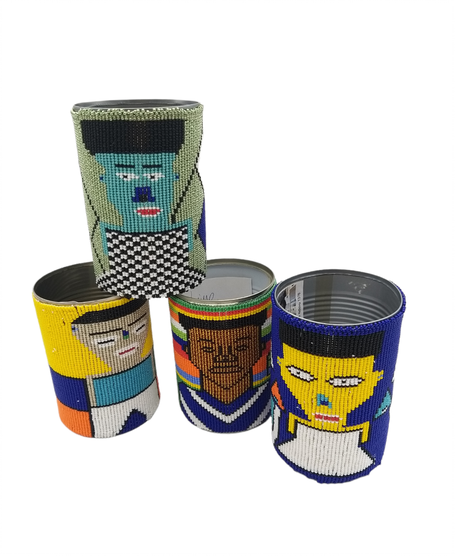 Craft_andDesign's tweet image. Woza Moya upskills underprivileged communities with the aim of reducing poverty through craft. Their latest vibrant pieces form part of NEXT22, on at Decorex Cape Town, 16-19
June at the CTICC.

@decorexSA  @CTICC_Official 

#wozamoya #next22 #decorexafrica #sadesign #cdi