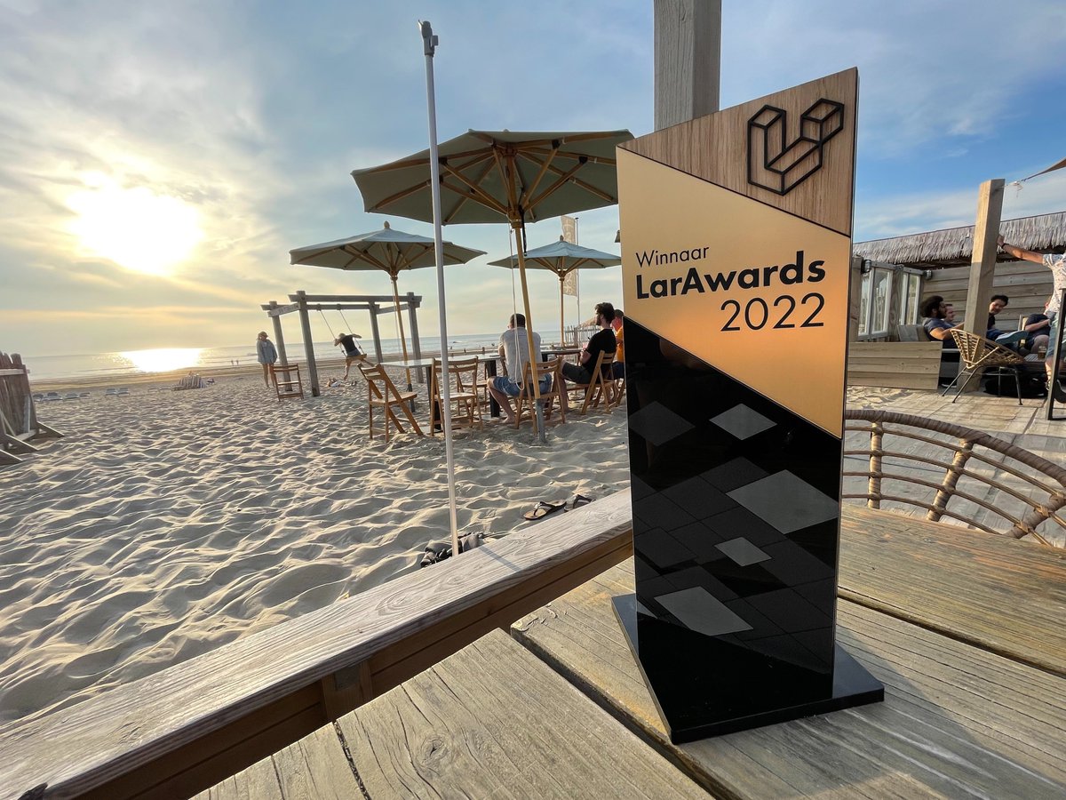 Whoop whoop! Winnaar van de eerste LarAward van de <a href="/DutchLaravel/">Dutch Laravel Foundation</a> Foundation 🏆