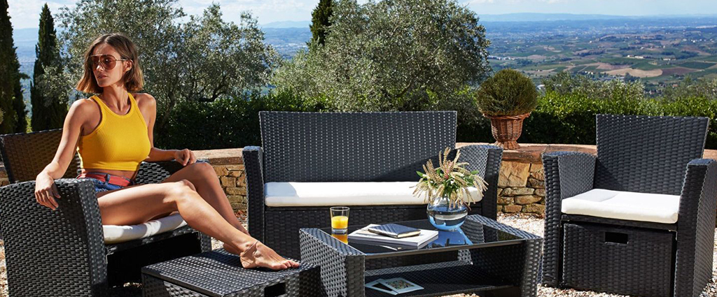 Sit back and relax as we bring you some tips for buying outdoor furniture for your holiday caravan and a look at five star players.

leisuredays.co.uk/news/guide-to-…