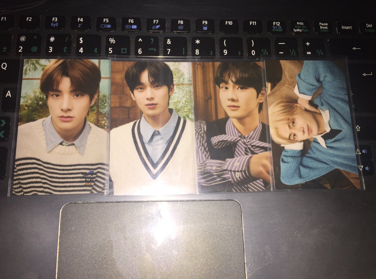 200lHS's tweet photo. WTS LFB PH

En-connect random tcs 

— PHP 50 
— clean condition
— payo / 3 days reserve
— rfs : decluttering non hee pcs

reply / dm to claim https://t.co/H7nbYVbpoB