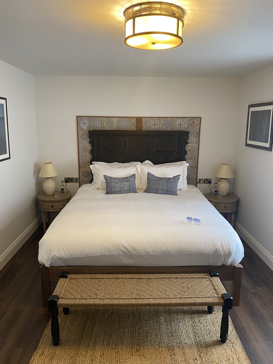 Emma Young tweet media