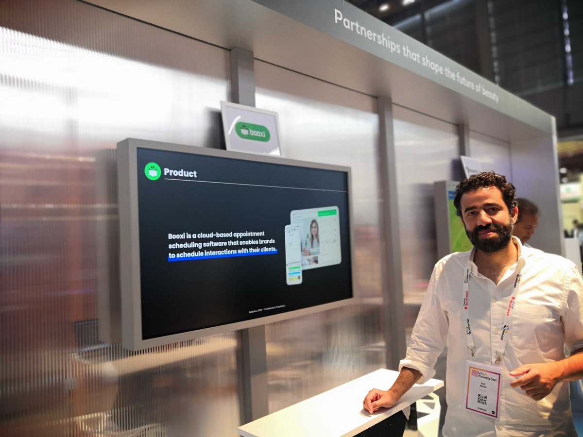 jonathanCherki's tweet photo. Love to see smiling entrepreneurs! And why wouldn't they be smiling? Our @Contentsquare incubator helps them grow, expand and become digital powerhouses. If you are also a #tech entrepreneur, contact Florian at #Vivatech and apply to our incubator. 🚀

➡️https://t.co/q6L9LThoSR https://t.co/GKfqKOXjCK
