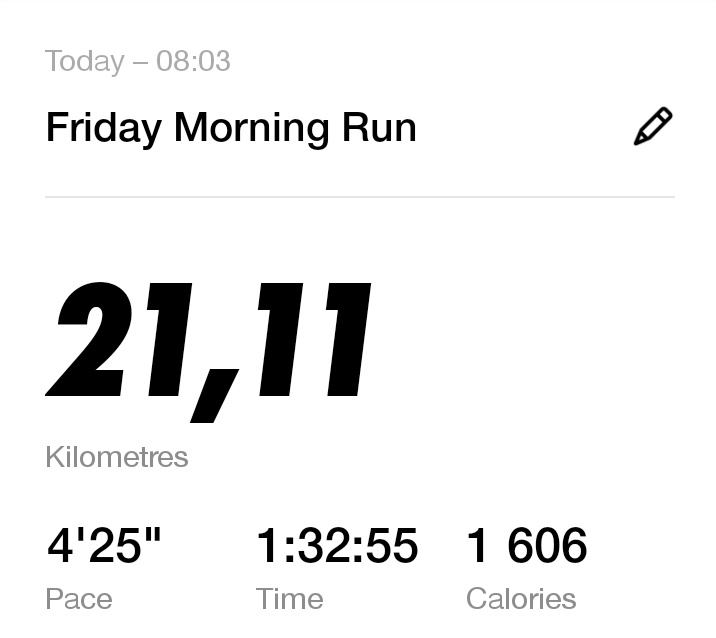 mohutsiwafj's tweet photo. Cruising Nicely on a Friday morning 
@the_maker_za 
@RunningWithTum1 
#RunningWithTumiSole
#FetchYourBody2022 https://t.co/yU7trGgydG