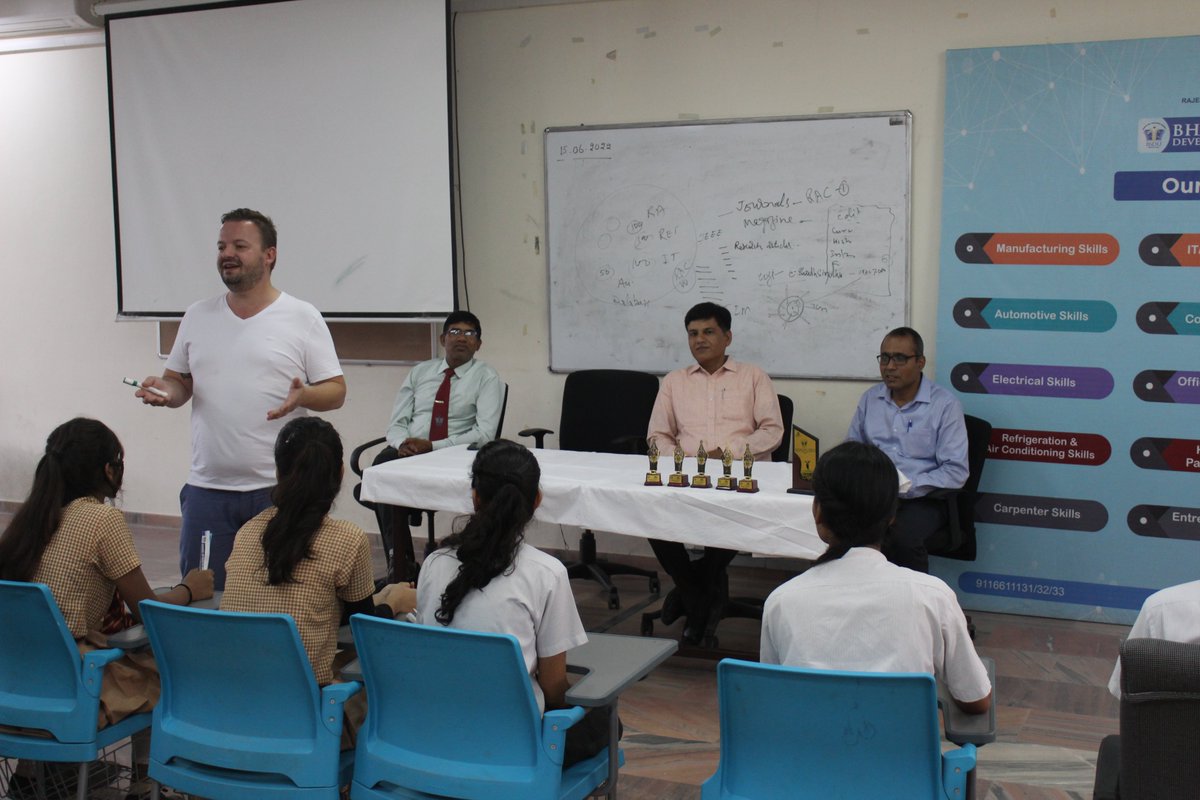 BsduOfficial's tweet photo. Participate in our Community Outreach Program and Experience #BSDUJaipur Today for a Better #Tomorrow.
Fill out this form to join our Experience #BSDUProgram or Invite #BSDUExpert to your institute 👉 https://t.co/HIjuszgi3G
We just finished one with the New Sunrise School Jaipur https://t.co/ZXn0c1b1sl