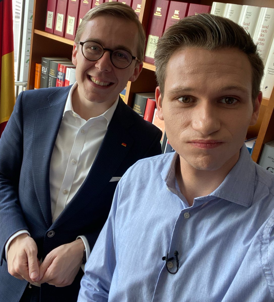 koesterfabian's tweet photo. Wenn du den Pflichtdienst bei einem rüstigen Senioren absolvierst https://t.co/qE95fGC21a