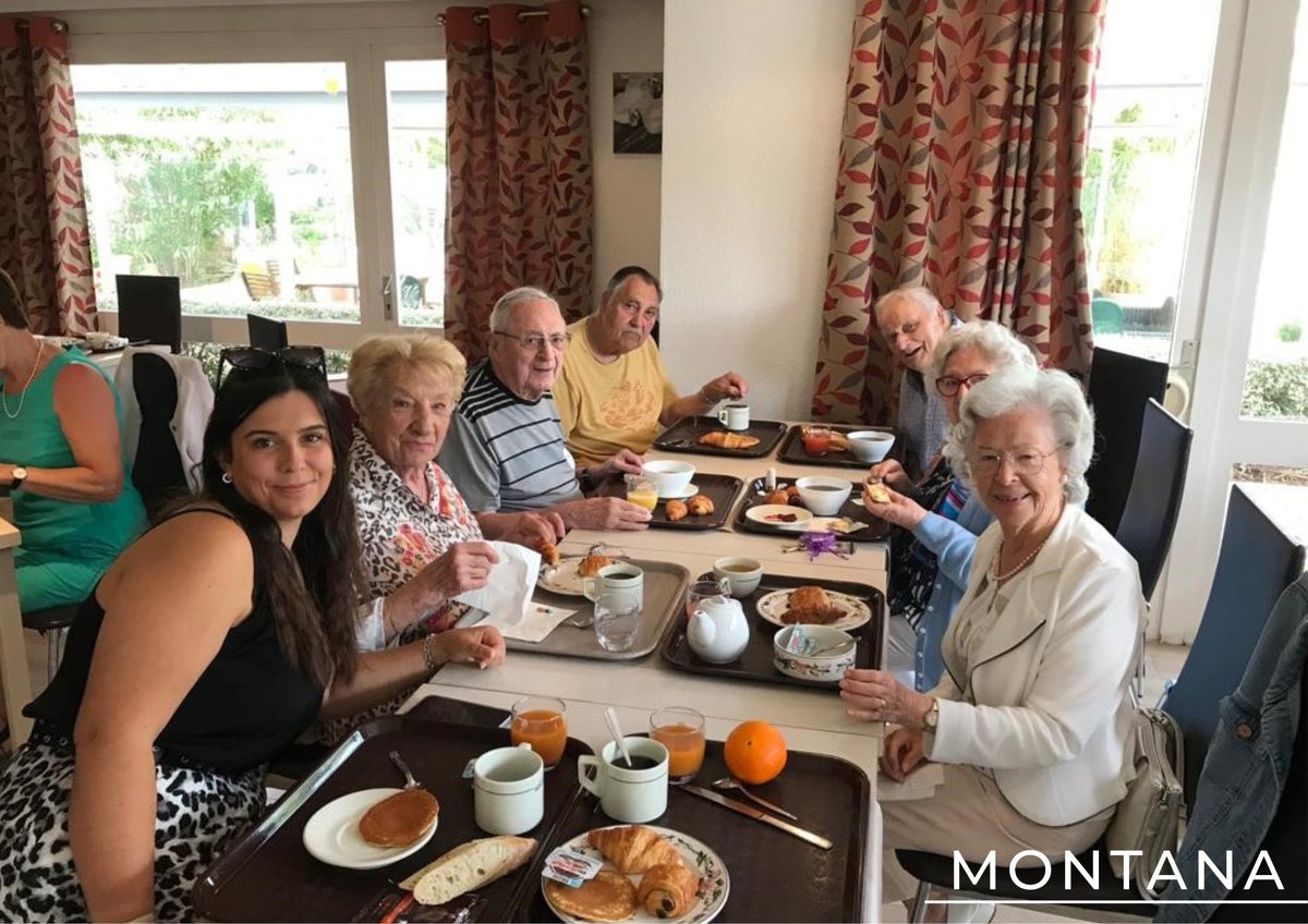 [Vie quotidienne]
Retour en images sur les premiers jours de notre séjour à l'Île de Ré 📸 !
Au programme : pique-nique, croisière en bateau pour aller à Fort Boyard, marché Bois place, visite du phare de baleine et de la savonnerie au lait d'ânesse...
Quel beau séjour !✨