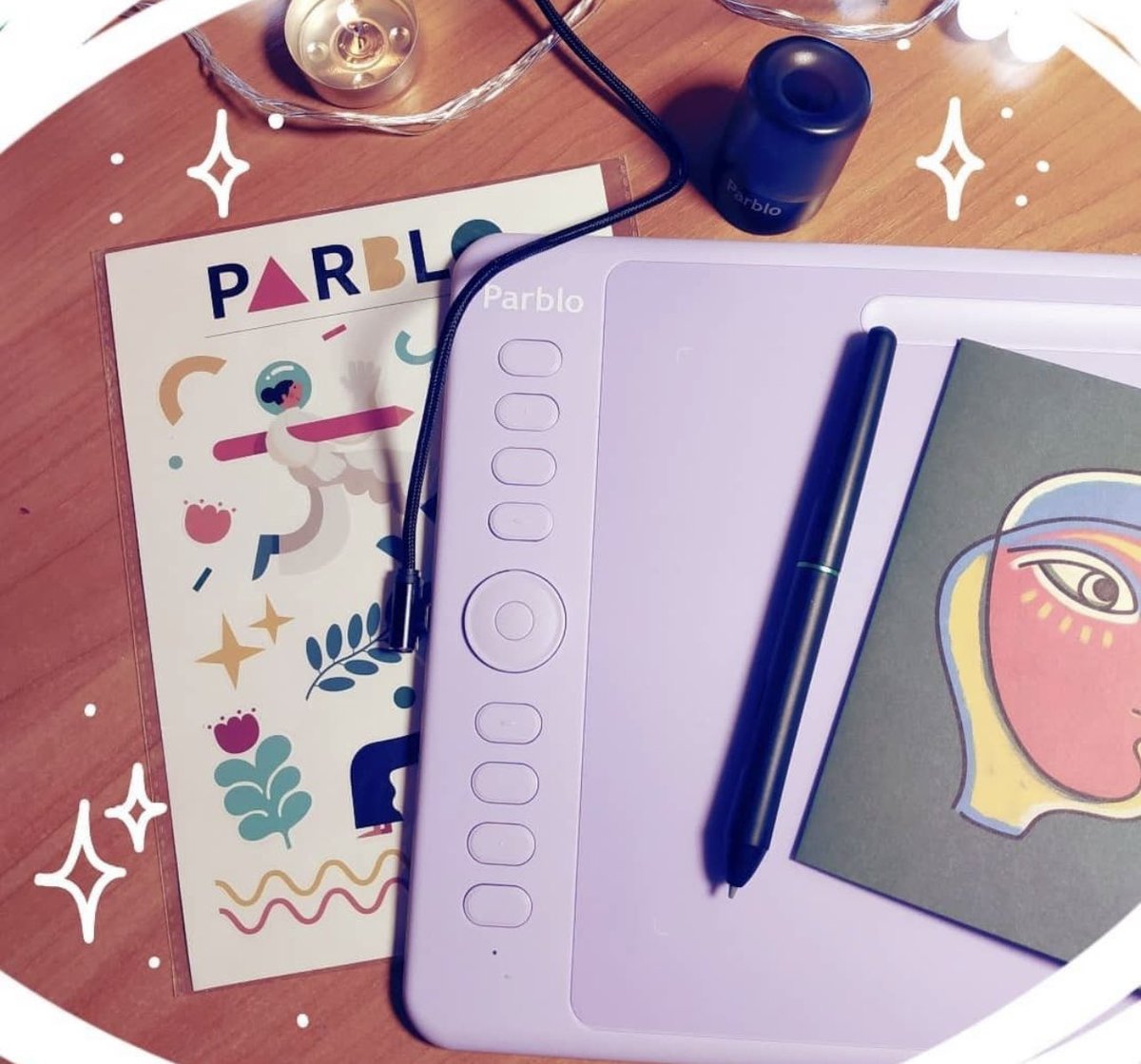 ParbloJapan's tweet photo. 紫のintangboペンタブからインスピレーションを受け、イラストを描いていただきました！

レビューありがとうございます🙇‍♀️🙇

アーティスト:@unaanya(ins）
#parblointangbo #parblo #ペンタブ　＃デジタルイラスト　#絵描きさんと繋がりたい https://t.co/dXVRimKKkv