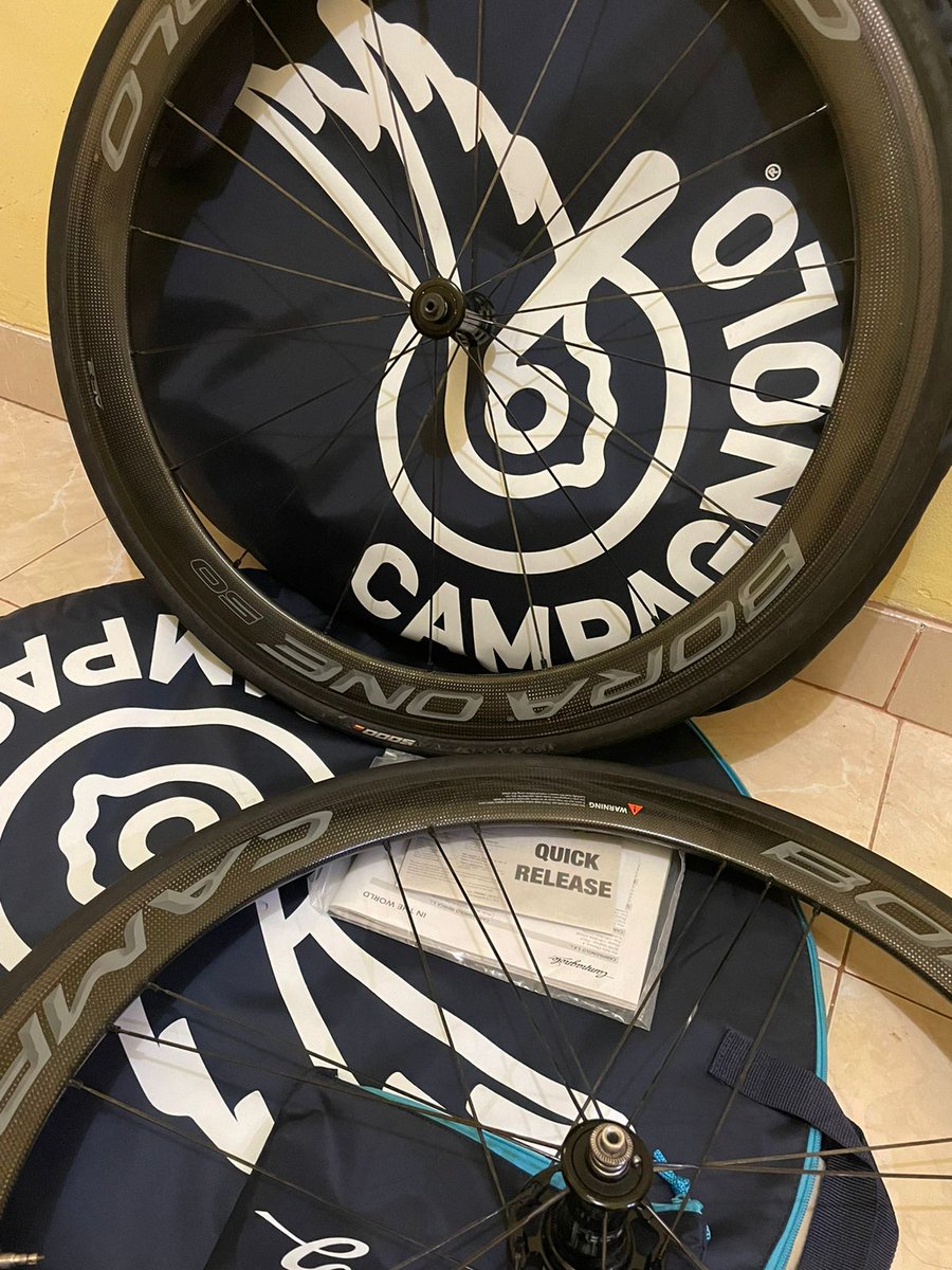 _sprl_'s tweet photo. Wts :
Wheelset
- Campagnolo Bora One
- Profile 50 , Rim Brake
- Low kilometer pemakaian 8 bulan.
- Mulus.
- Jual BU : Butuh Upgrade
Tas, kartu2, lengkap.
Include ban luar dalam GP 5000
Rp 27.000.000 (nett)
Hub sprl 085780843378
@FnFjb #fnfjb #wheelset #campagnolo #boraone https://t.co/pjrxPuAhVA