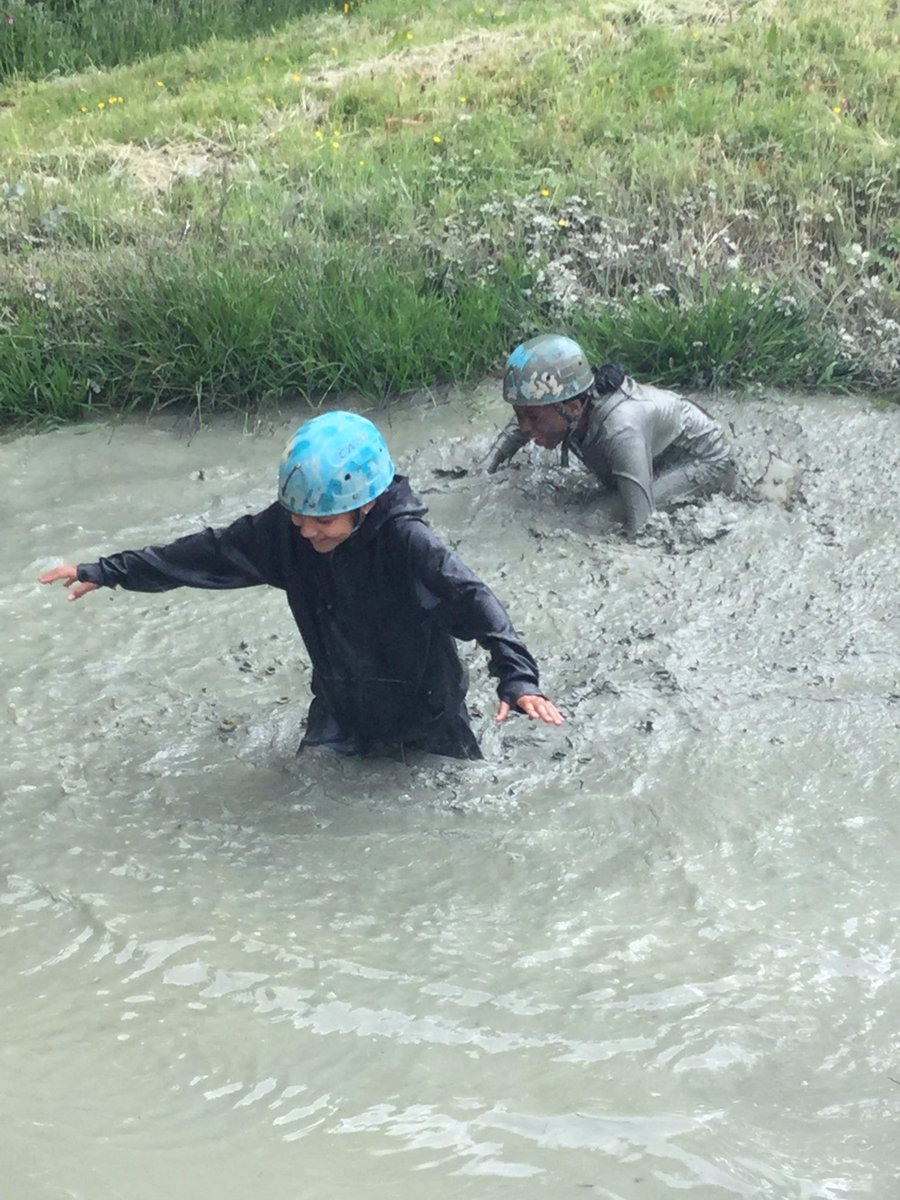 STC_1CF's tweet photo. Year 6 had a fab time at the Oakes Residential this week! https://t.co/I151jYfRG4