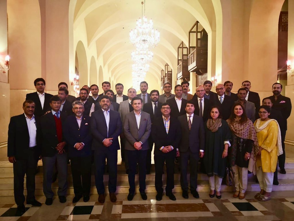 Hammad_Azhar's tweet photo. ایف اے ٹی ایف کے طریقہ کار کے مطابق، گرے لسٹنگ سے کسی ملک کو ہٹانے سے پہلے آن سائٹ دورہ کیا جاتا ہے۔
 گزشتہ 3 سالوں کے دوران 34 ایکشن آئٹمز کی تکمیل اُن افسران کی ٹیم ورک اور محنت کا نتیجہ ہے جنہوں نے مختلف سرکاری محکموں میں دن رات کام کیا۔ وہی حقیقی ہیرو ہیں۔ https://t.co/pMmJN4gh6i