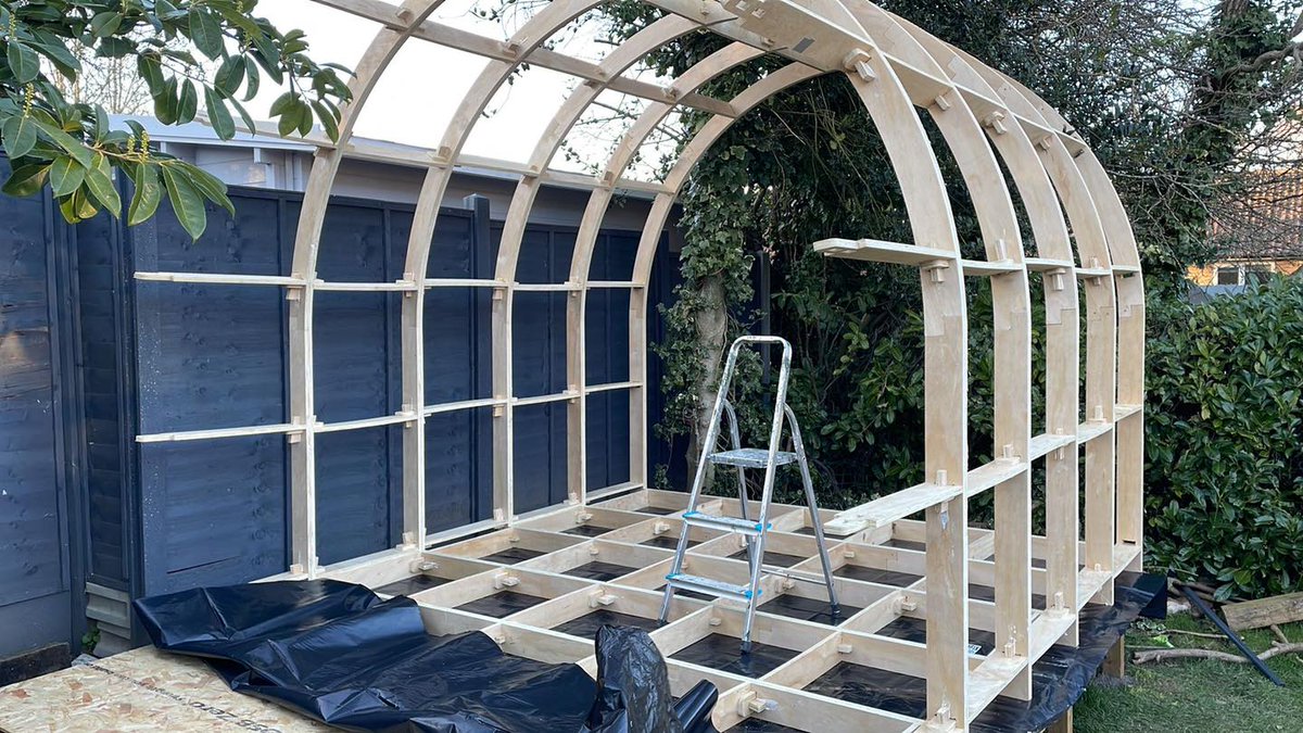 SquidInkDesign's tweet photo. It's hard to believe we are halfway through June already! How are your builds coming along? 🔨
Please leave plenty of time when ordering your glamping pod frame kit -
https://t.co/7DxOYHCfLm
#sidglampingframes #summer2022 #glampingpodframekit #glamping #StaycationUK https://t.co/WicJ1ocQic