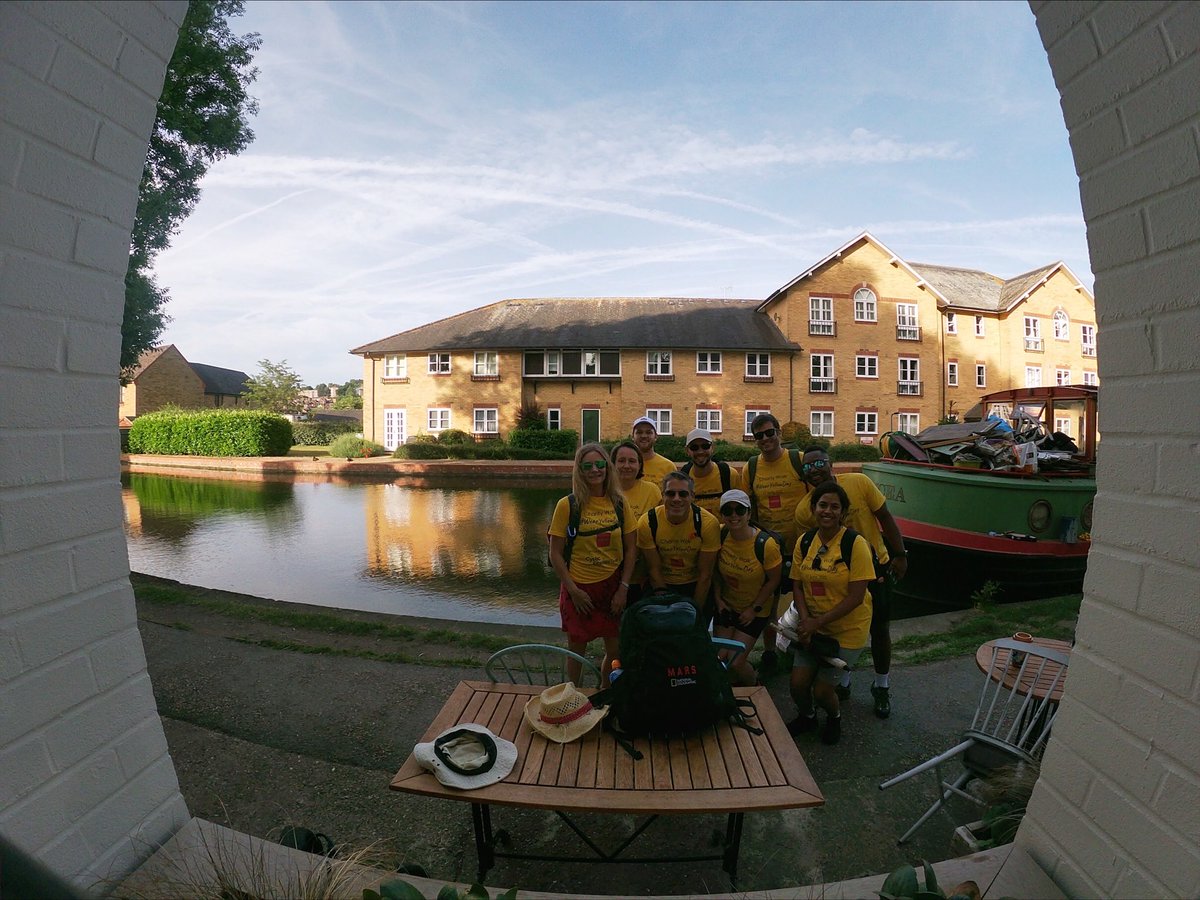 LaingBuisson's tweet photo. It's #WearYellowDay and our team has started their epic walk on behalf of the @cftrust! Today the @LaingBuisson crew will be walking from Berkhamsted to Angel - if you'd like to sponsor this walk, it's not too late!

PLS RT!

SPONSOR:
https://t.co/ocEF6hUHt5 https://t.co/FCGlMFSiuZ