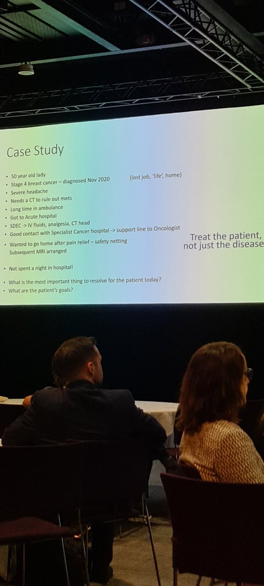 AcpKatie's tweet photo. Great &amp; very passionate talk from @WisniackiFiona with the underlying message of listening to our patients and keeping their preferences at the heart of care/treatment.
#UKOF22 https://t.co/8XHRtZBvCt