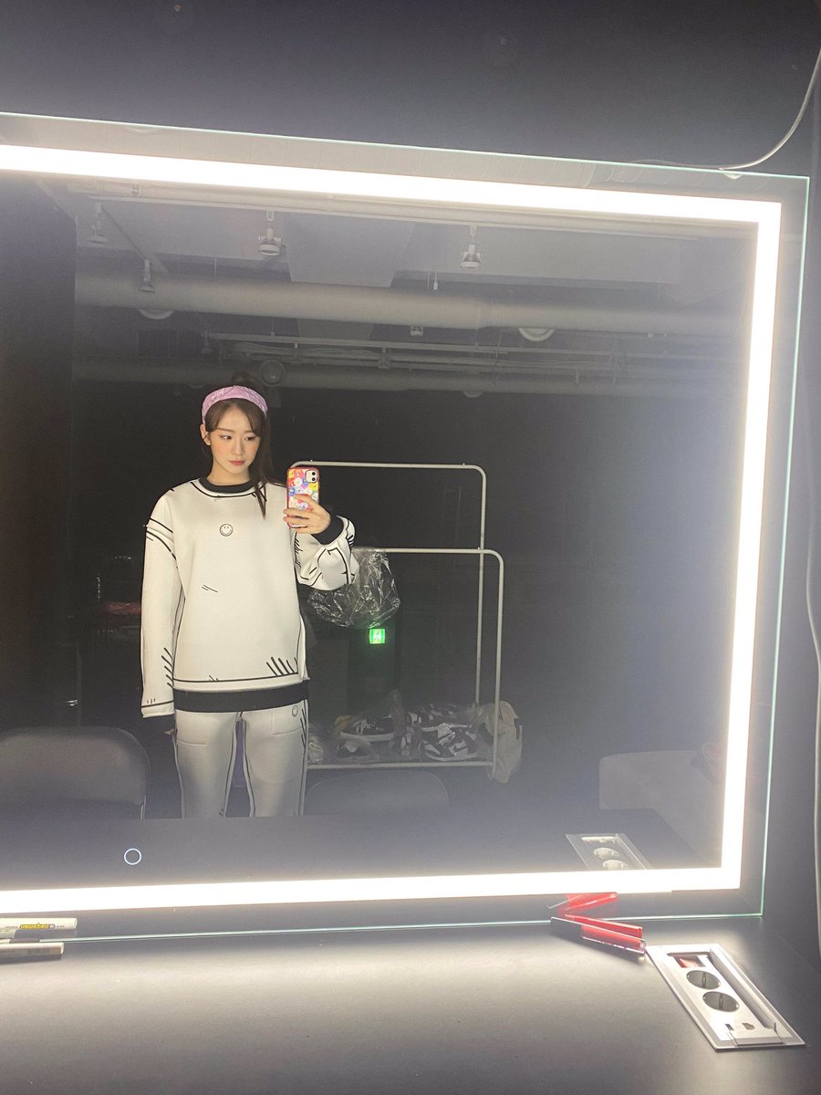 wooahnwow's tweet photo. [Weverse 更新] 220616 🐶
我也是BAYMAX🐻‍❄️

#우아 #wooah #우연 #wooyeon https://t.co/9mVnVkc6t4