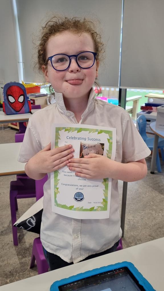 MrsKyddLCSC's tweet photo. Well done to our Orchard winner this week for making great choices! 🌟👏 https://t.co/lk5bG0Jhhx