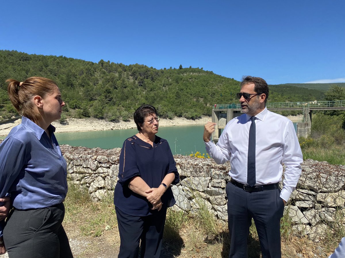 🇫🇷🗳 À quelques heures de la fin de la campagne des #legislatives2022 je renouvelle mon soutien à <a href="/CCastaner/">Christophe Castaner</a> et sa suppléante Elisabeth Jacques ! 
Il a été un Député disponible et efficace pour notre territoire et nous aurons encore besoin de lui à l’Assemblée nationale !