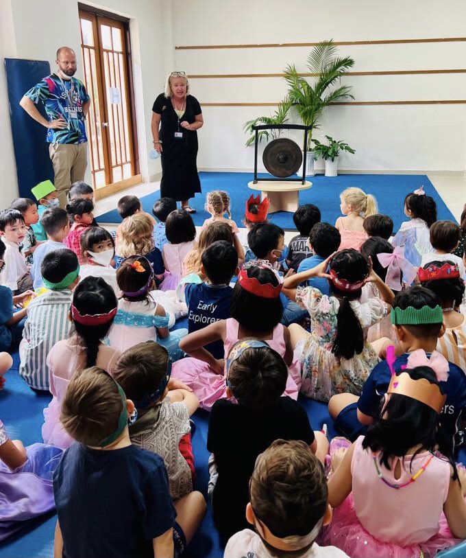 IshhkH's tweet photo. Love our ISHCMC tradition of ‘gonging out’ our leavers. Our EE learners certainly enjoyed it too! @ISHCMC @lexypip @leanneleISHCMC  @CognitaSchools #endofyear #earlyyears https://t.co/wmQzha50JT
