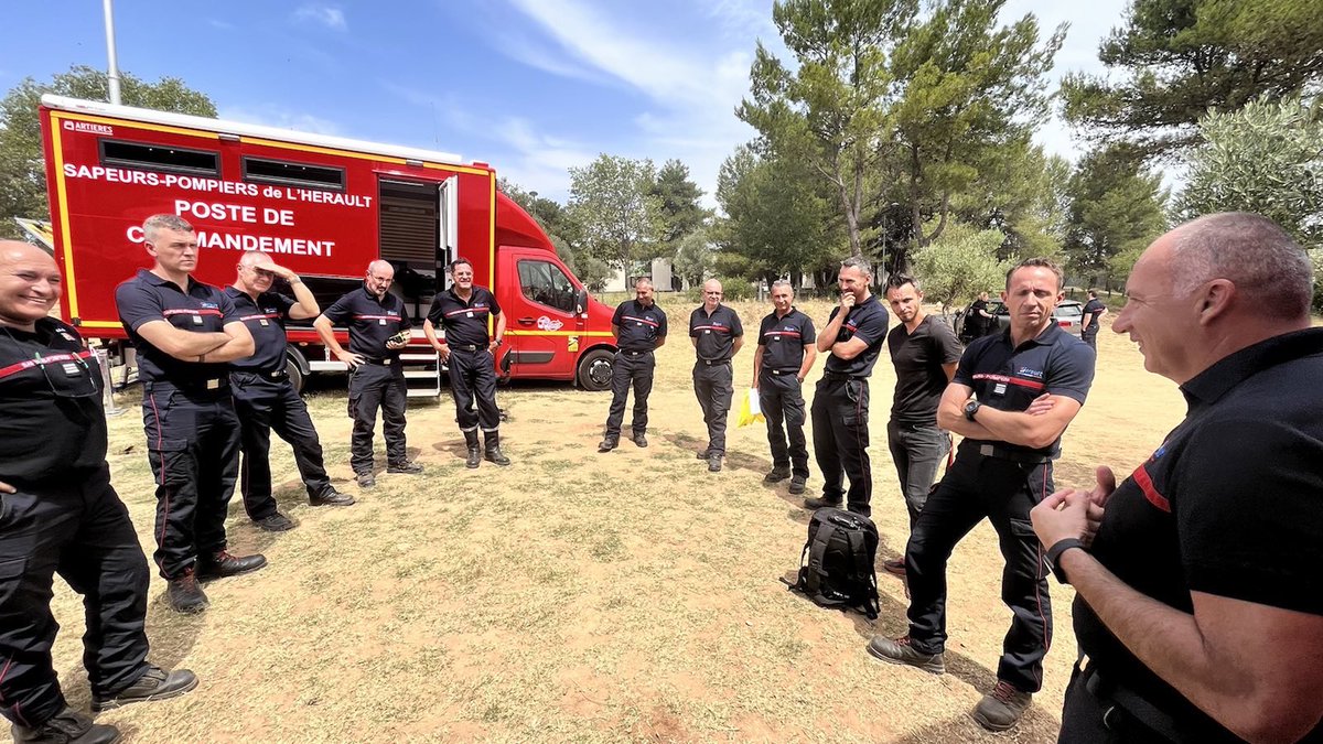 PompiersHerault's tweet photo. #Formation|| Cette semaine formation des cadres feux de forêts @SDIS34 avec le concours de @ECASCVALABRE Grace à l’intelligence artificielle ces formations ont pu se dérouler à la #DDSIS de l’#Hérault à Vailhauquès en relation avec la #Direx de Valabre https://t.co/s9hSBuYoIN