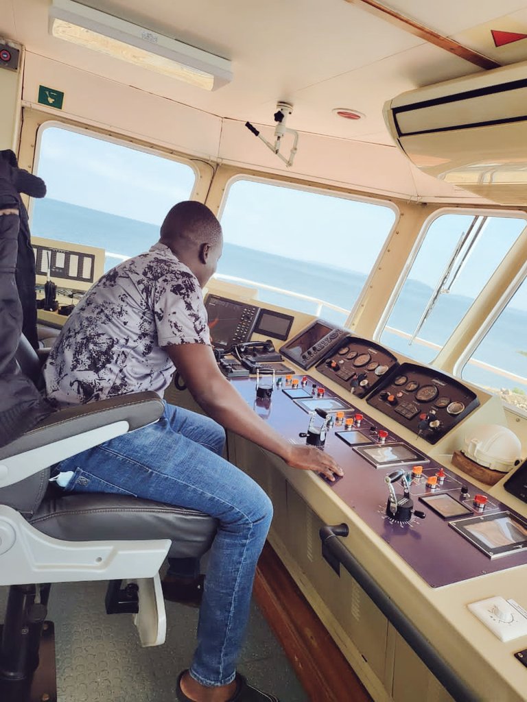 WasikeAbdu's tweet photo. Still on that ferry cruise to Dolwe Island aboard MV Sigulu... We are exploring Eastern Uganda. https://t.co/rnuLtLPBeC