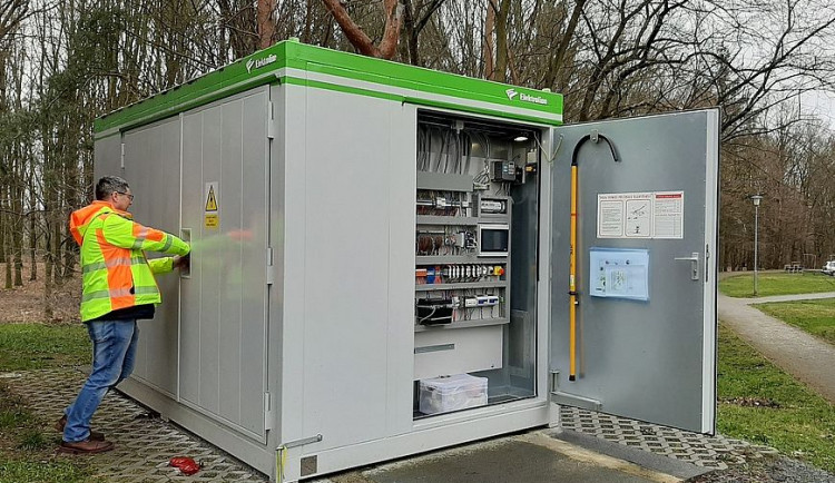 ❓ Are you interested in #energy #efficient solutions in the #publictransport #network? We invite you to join us on 28 June for a webinar on storage solutions for energy-efficient public transport network!🚎

👉 More info (incl. agenda &amp; registration): lnkd.in/gSXHMsvv