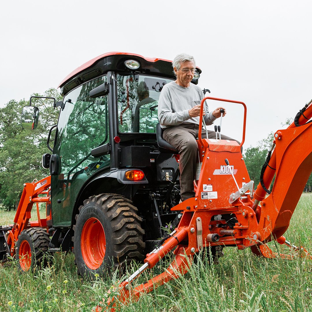 KIOTITractor's tweet image. With an ergonomic operator system and dual pedal HST, and a comfortable full-size cab, you’re going to love the comfort of the new KIOTI CX2510H. #WeDigDirt #kiotitractors

Learn more: bit.ly/3xALe8z
