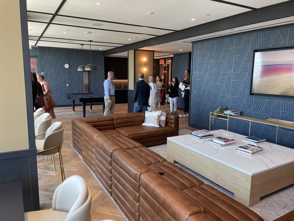 KarenHessel2's tweet photo. We were on the 26th floor of the Stella ($195M project) on the @SMPSNewYork tour this week. When you are there, you realize that for sure @NewRochelleNY is changing for the better. This is the lounge with demonstration kitchen @WilderBalter https://t.co/QFSMiy2mcM