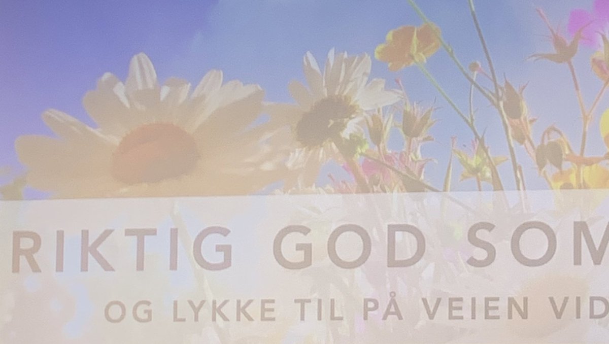 mach_13's tweet photo. Min første tweet på mange år måtte bli en likestillingstweet…dessverre.
I rektors tale til avgangselevene blir 7 vellykkede rollemodeller nevnt som inspirasjon. 7/7 er menn…Lykke til🎓 https://t.co/MD2Ljjy5AE